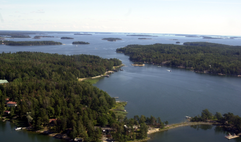 Integration of biodiversity and ecosystem services to develop nature-based tourism approaches