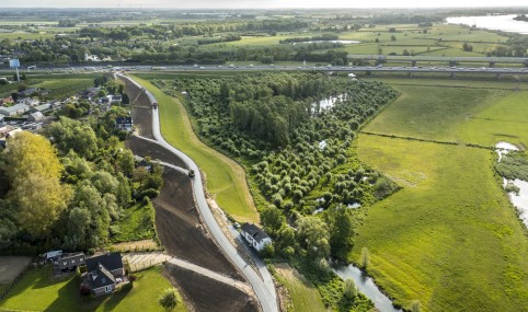 Measuring and valuing biodiversity and ecosystem services within construction projects